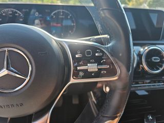 Mercedes-Benz A 180 2019 d 116ps DCT-7G Progressive Edition / ΑΥΤΟΜΑΤΟ / CAMERA / ACC-thumb-37