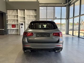 Mercedes-Benz GLC 300 2021-thumb-8