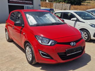 Hyundai i 20 2013-thumb-2