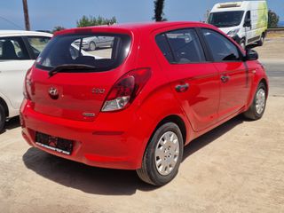Hyundai i 20 2013-thumb-3