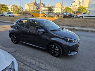 Toyota Yaris 2025 HYBRID 116ps  Δεματινο σαλονι/AUTO/NAVI-CAMERA/Ελληνικο-thumb-3