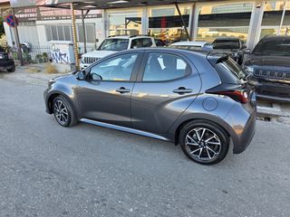 Toyota Yaris 2025 HYBRID 116ps  Δεματινο σαλονι/AUTO/NAVI-CAMERA/Ελληνικο-thumb-6