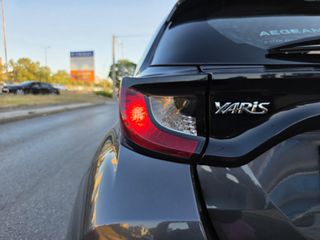 Toyota Yaris 2025 HYBRID 116ps  Δεματινο σαλονι/AUTO/NAVI-CAMERA/Ελληνικο-thumb-41