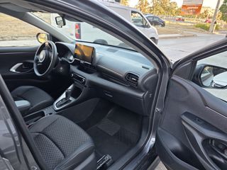 Toyota Yaris 2025 HYBRID 116ps  Δεματινο σαλονι/AUTO/NAVI-CAMERA/Ελληνικο-thumb-15