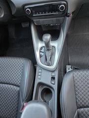 Toyota Yaris 2025 HYBRID 116ps  Δεματινο σαλονι/AUTO/NAVI-CAMERA/Ελληνικο-thumb-20