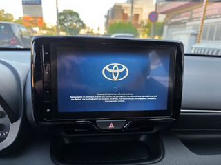 Toyota Yaris 2025 HYBRID 116ps  Δεματινο σαλονι/AUTO/NAVI-CAMERA/Ελληνικο-thumb-28