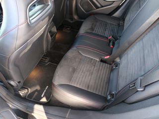 Mercedes-Benz CLA 180 2016 AMG LINE F1-thumb-49