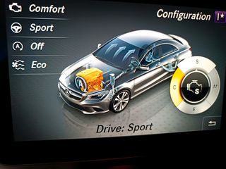 Mercedes-Benz CLA 180 2016 AMG LINE F1-thumb-70