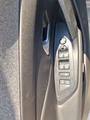 Peugeot 308 2022-thumb-30