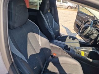 Peugeot 308 2022-thumb-23