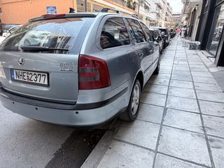 Skoda Octavia 2005-thumb-5