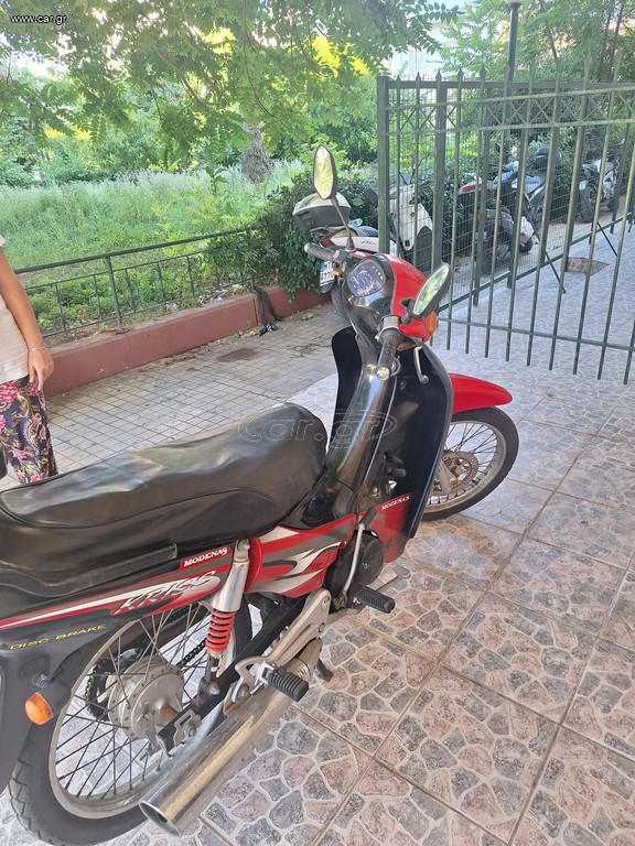 Modenas Kriss II 2007