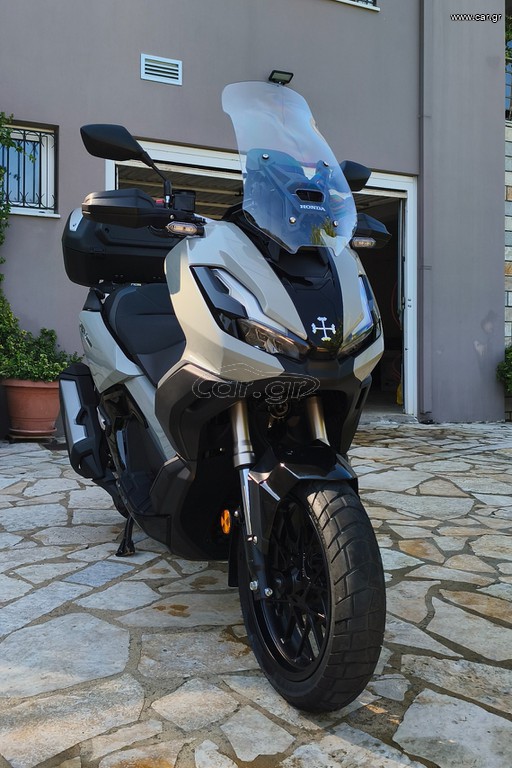 Honda ADV 350 2024 SMART TOP BOX