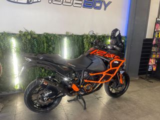 KTM 1290 Super Adventure 2018-thumb-11
