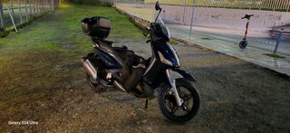 Piaggio Beverly 350 2012