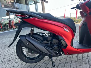 Honda SH 350i 2026 MAT PEARL DIASPRO RED-thumb-3