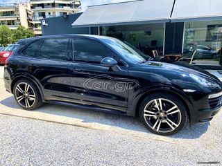 Porsche Cayenne 2012 GTS-thumb-1