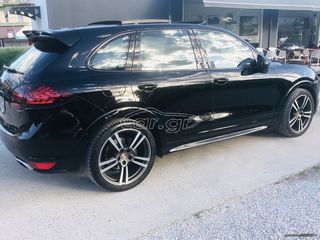 Porsche Cayenne 2012 GTS-thumb-4