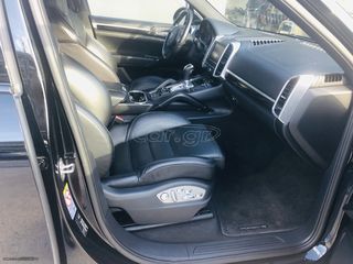 Porsche Cayenne 2012 GTS-thumb-7