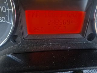 Fiat Punto Evo 2010-thumb-14
