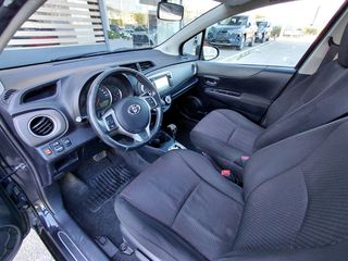Toyota Yaris 2011 1.3 VVTI 5D AUTOMATIC F1 CVT-thumb-19