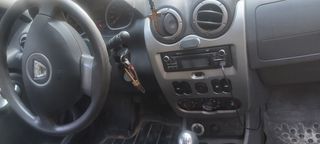 Dacia Duster 2013-thumb-6
