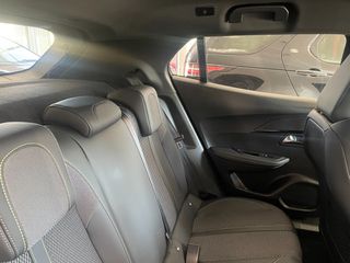 Peugeot 2008 2024 GT-thumb-11