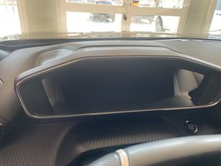 Peugeot 2008 2024 GT-thumb-14