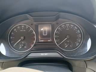 Skoda Octavia 2015 ΕΛΛΗΝΙΚΟ COMBI 1.6 TDI PAZAROPOULOS-thumb-9