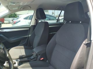 Skoda Octavia 2015 ΕΛΛΗΝΙΚΟ COMBI 1.6 TDI PAZAROPOULOS-thumb-19
