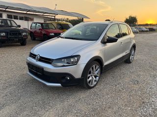 Volkswagen Polo 2015 CROSS 1.4 AUTOMATIC