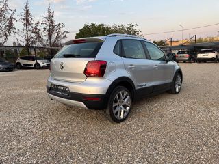 Volkswagen Polo 2015 CROSS 1.4 AUTOMATIC-thumb-3