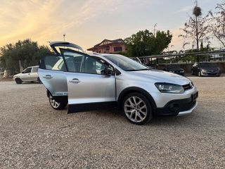 Volkswagen Polo 2015 CROSS 1.4 AUTOMATIC-thumb-11