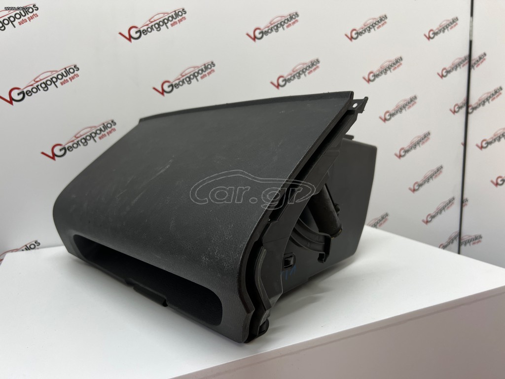 Ντουλάπι ταμπλό Nissan Note E11 06-13