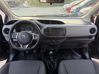 Toyota Yaris 2018 1.5 STYLE SELECTION-thumb-22