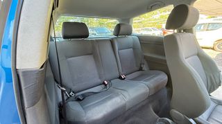 Volkswagen Polo 2002-thumb-12