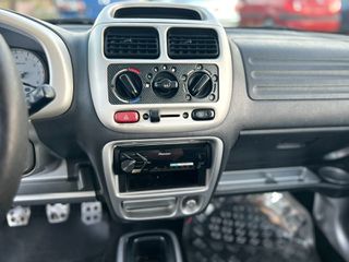 Suzuki Ignis 2004 Spor-thumb-19