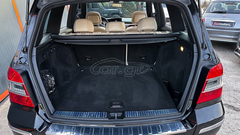 Mercedes-Benz GLK 300 thumbnail 43
