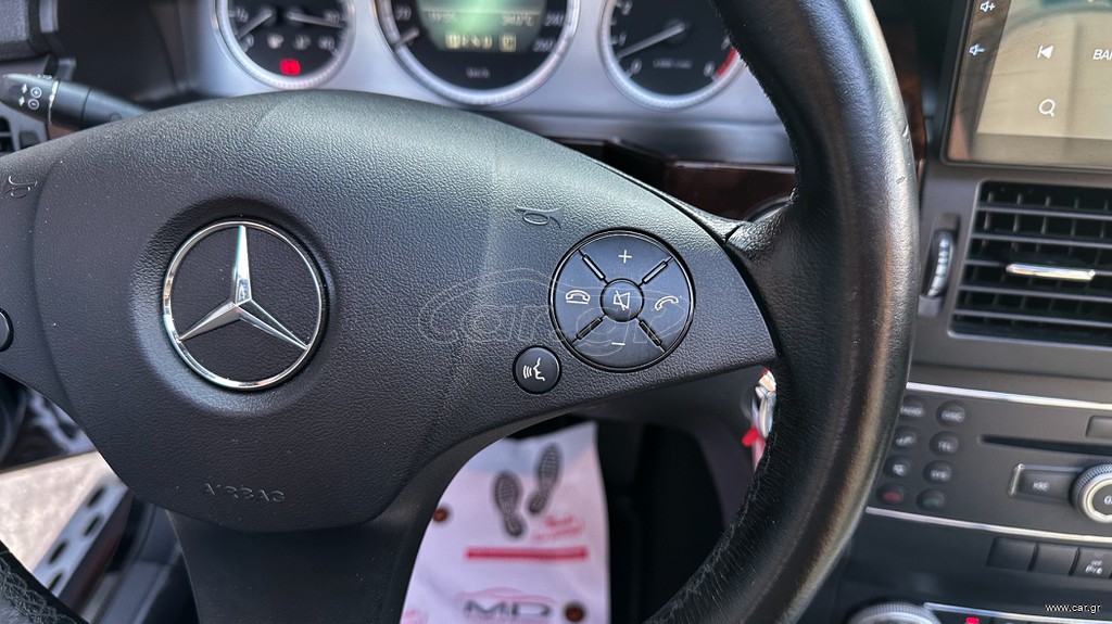 Mercedes-Benz GLK 300 thumbnail 25