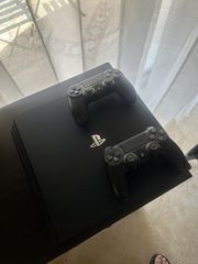 Playstation 4 1TB - με 2 τηλεχιριστήρια