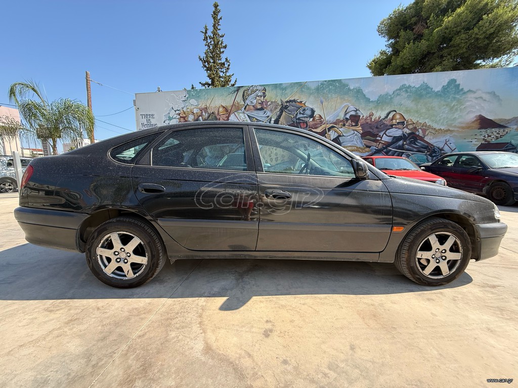 Toyota Avensis 1998
