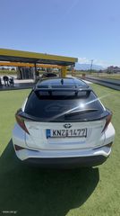 Toyota C-HR 2022-thumb-8