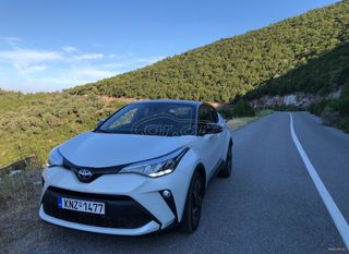 Toyota C-HR 2022-thumb-17