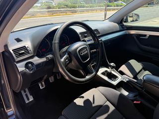 Audi A4 2005-thumb-14