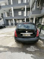 Lancia Ypsilon 2004 1400-thumb-1