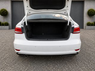 Audi A3 2018 ~Limousine Sport-Ήχος Bang Olufsen-Κλίμα-Πιλότος-Navi~-thumb-26