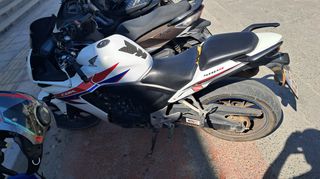 Honda CBR 500 R 2013-thumb-1