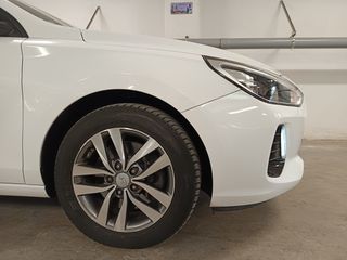 Hyundai i 30 2017 1.4•140hp•Panorama•Clima•Navi•-thumb-6
