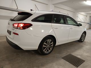 Hyundai i 30 2017 1.4•140hp•Panorama•Clima•Navi•-thumb-8