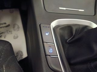 Hyundai i 30 2017 1.4•140hp•Panorama•Clima•Navi•-thumb-26